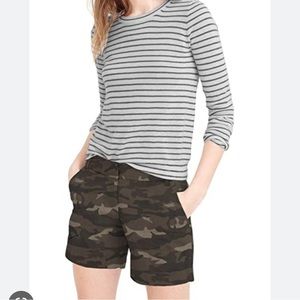 JCrew cargo camouflage short. Size 10. Item #L1293